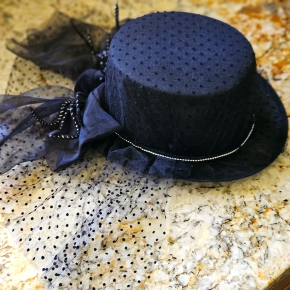 Source Unknown Accessories - Cool Hat with Steampunk Vibes